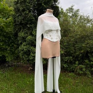 Bridal cape / scarf
